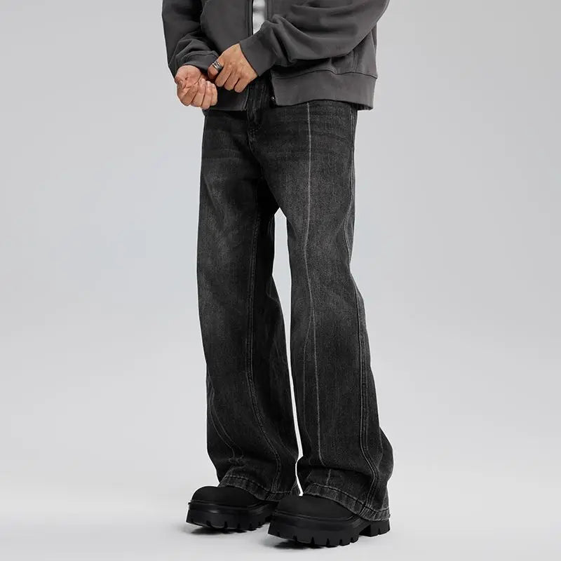 Seamed Center-Pleat Washed Jeans