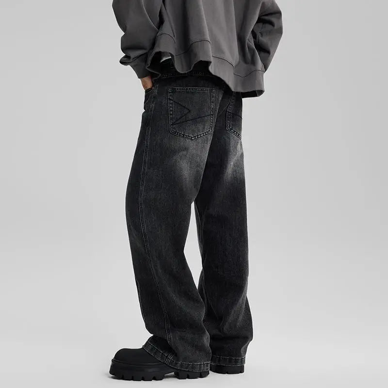 Seamed Center-Pleat Washed Jeans